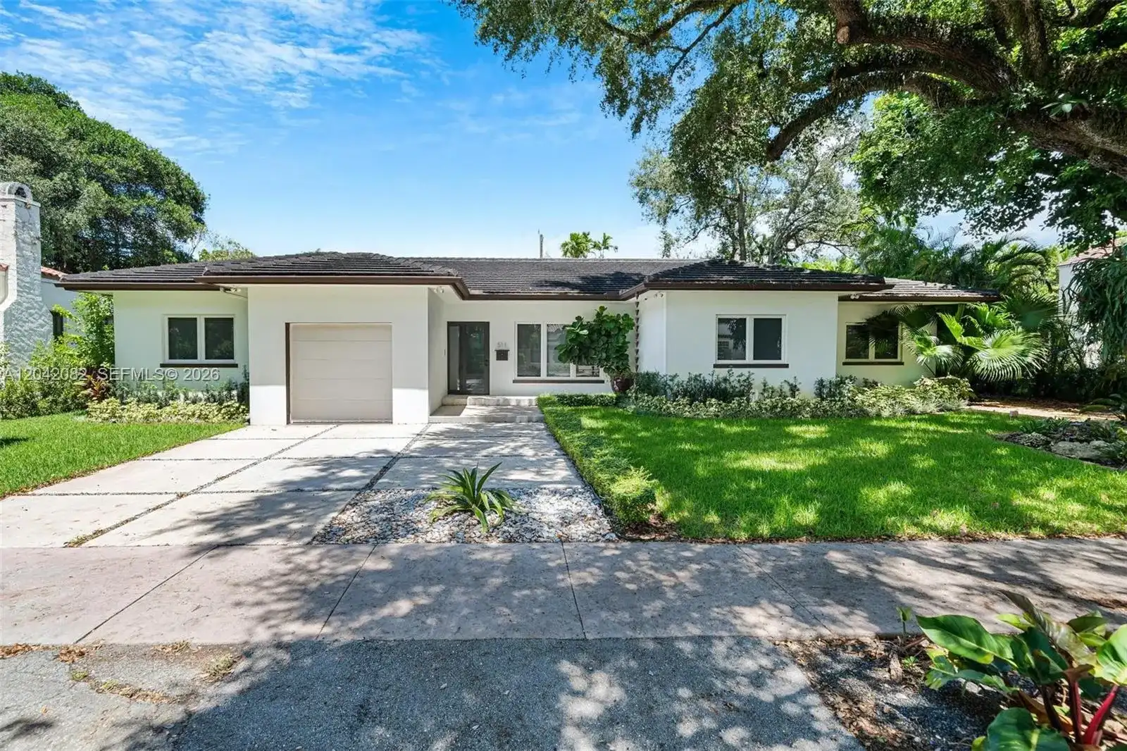 511 Madeira Ave, Coral Gables FL 33134