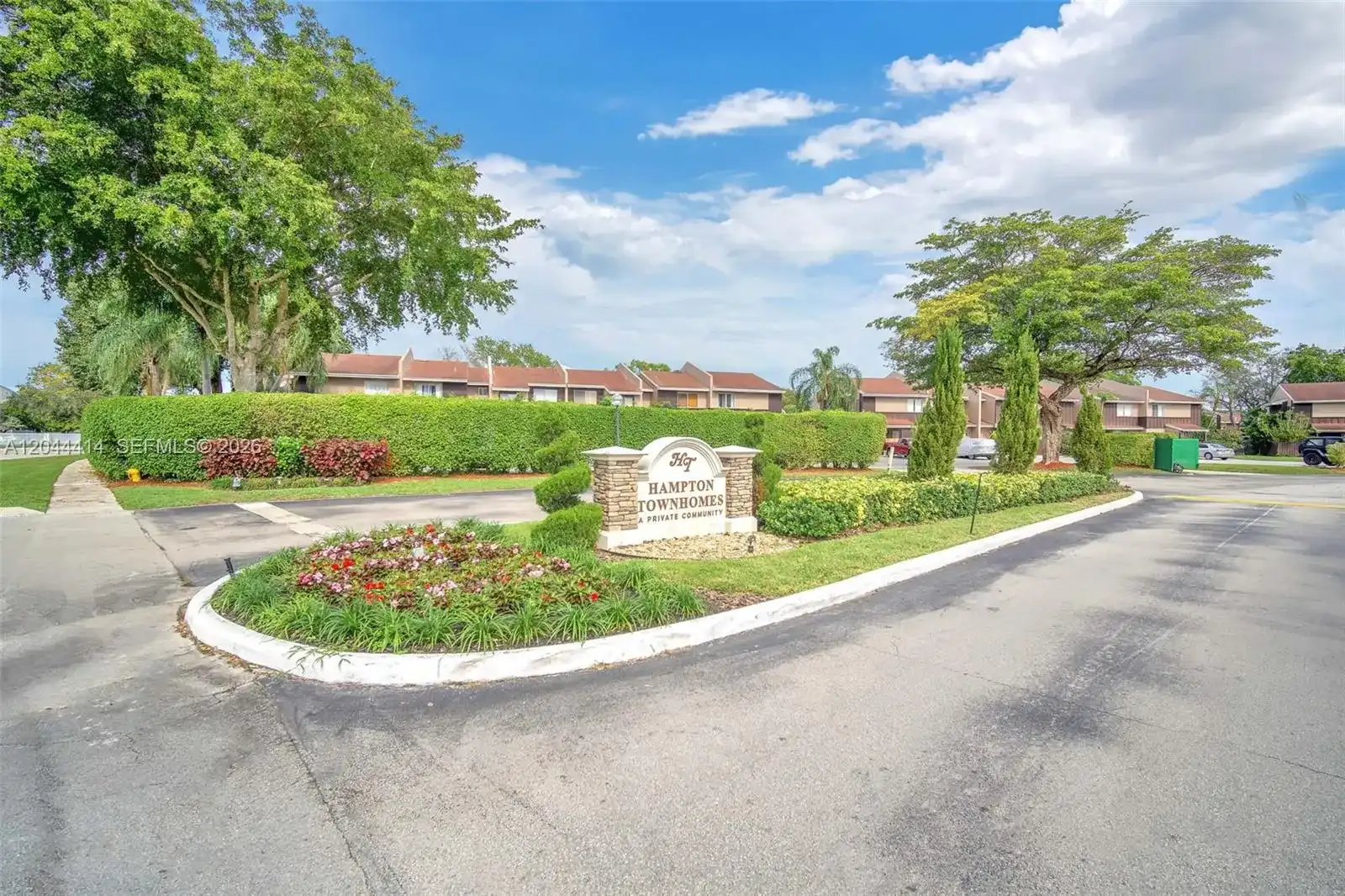 1245 SUSSEX DR, North Lauderdale FL 33068