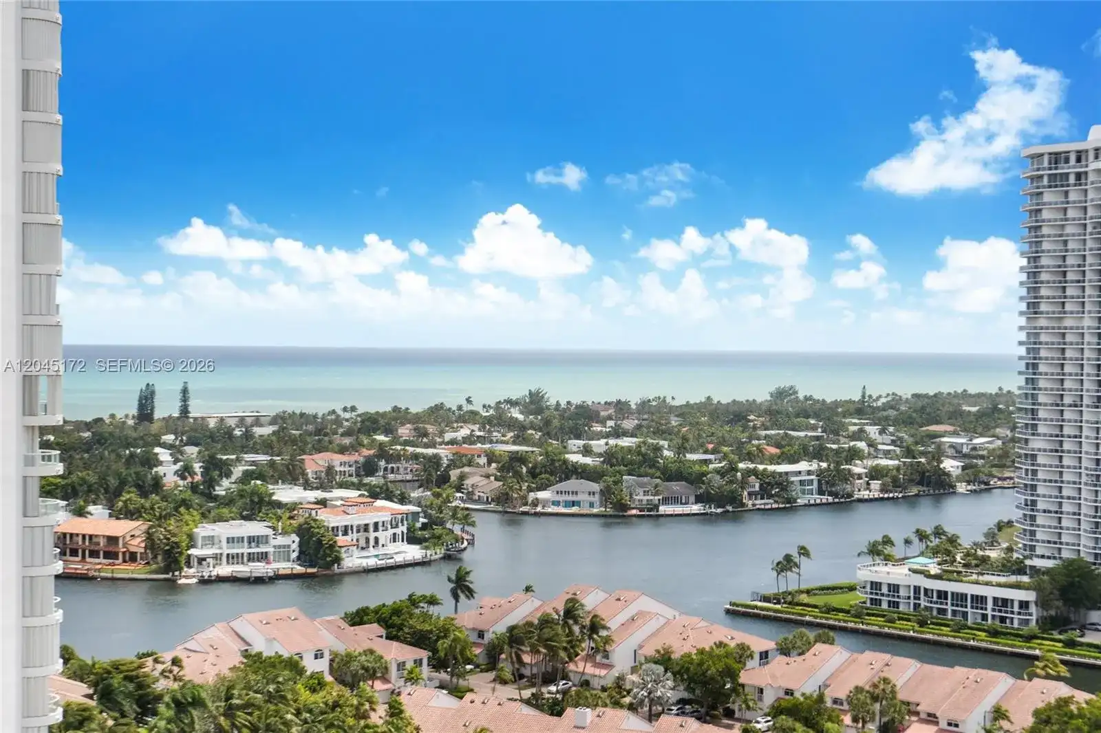 21055 Yacht Club Dr # 2005, Aventura FL 33180