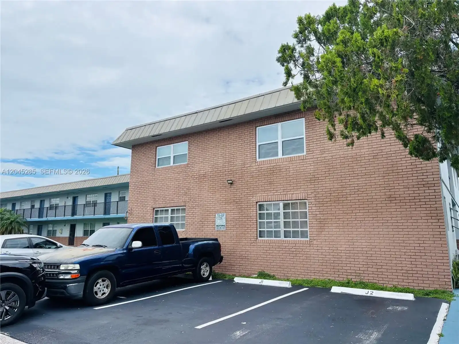 6601 SW 18th St # 210, Pembroke Pines FL 33023