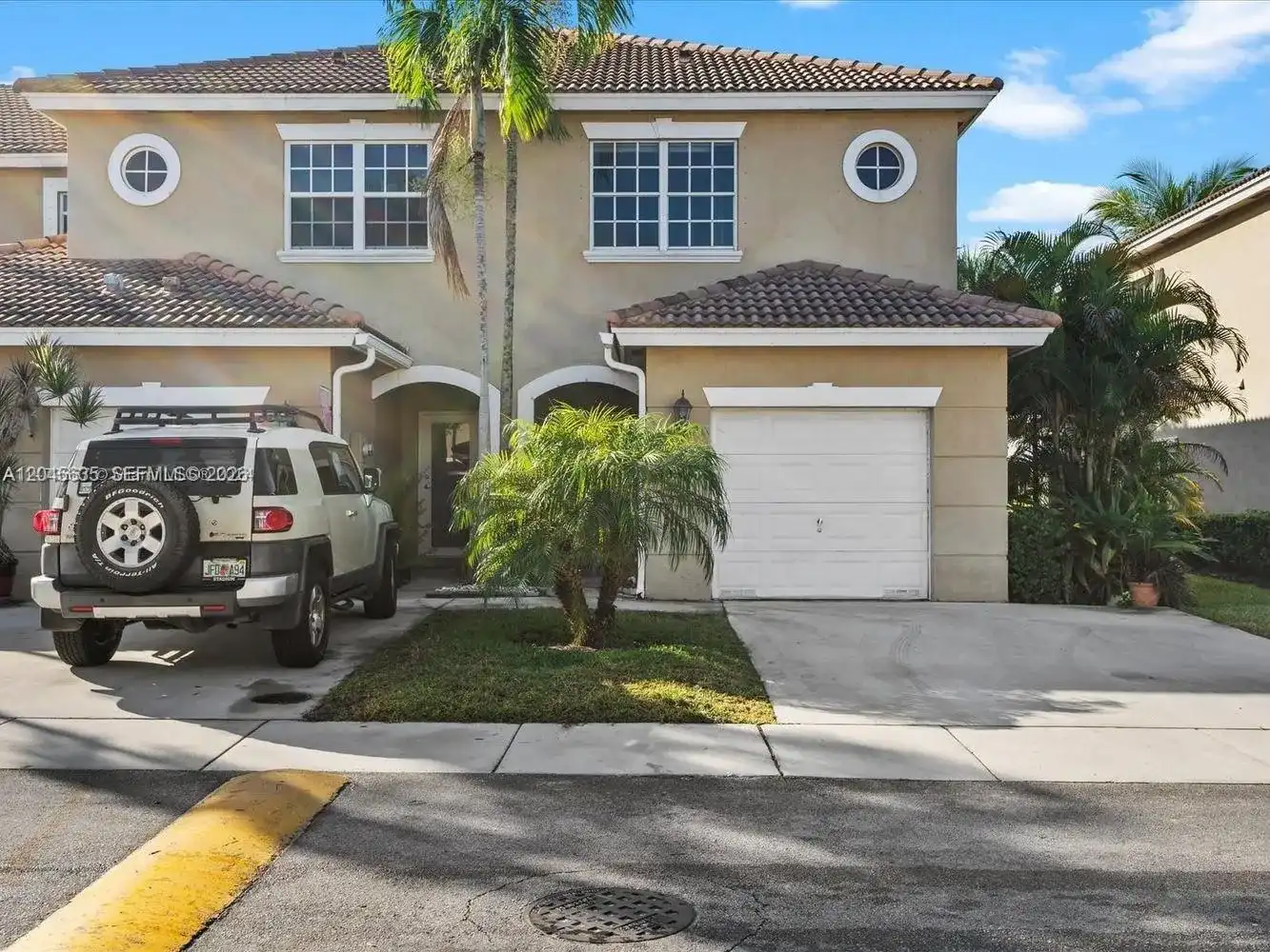 12170 SW 5th Ct, Pembroke Pines FL 33025