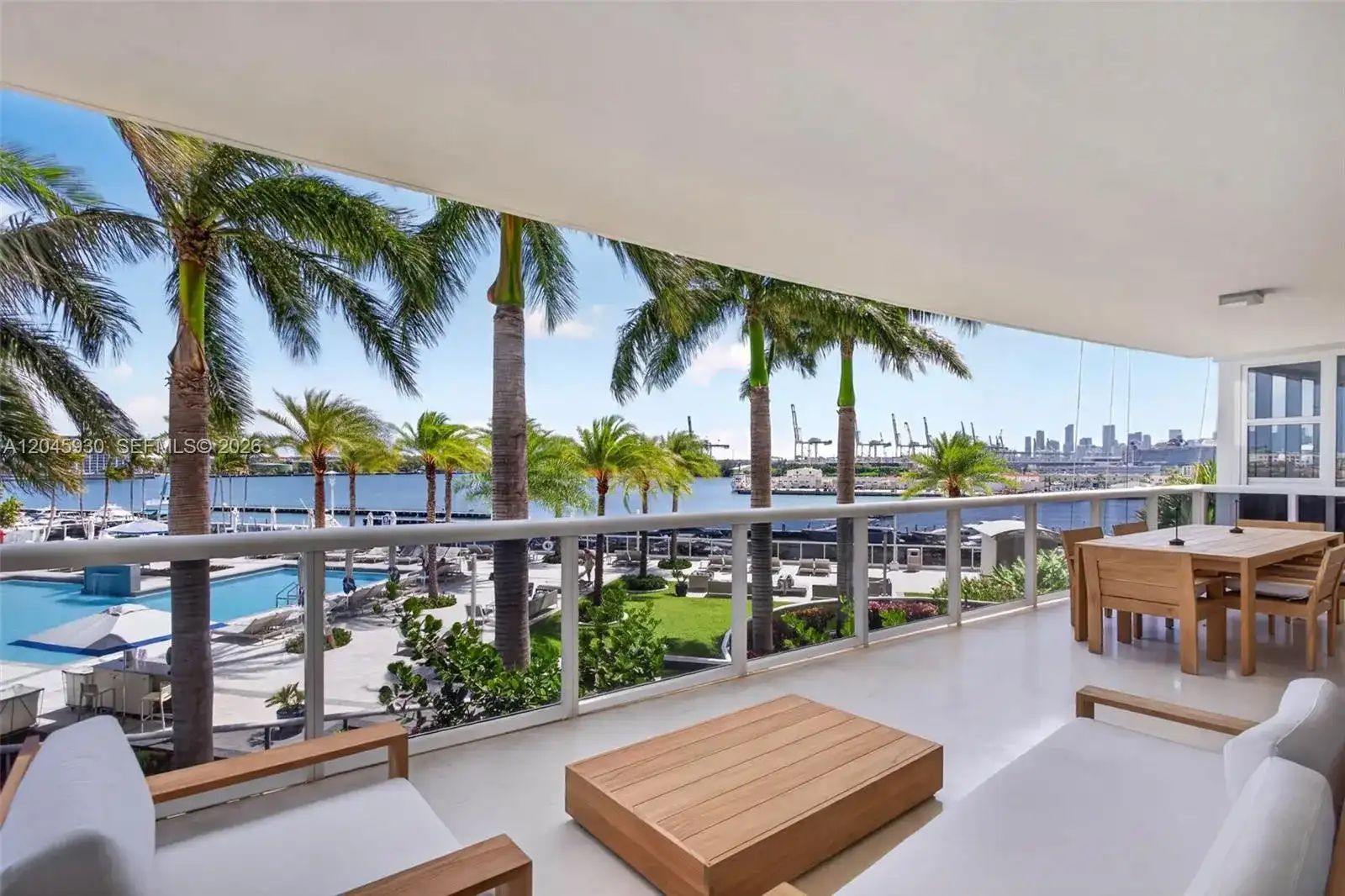 400 Alton Rd # 706, Miami Beach FL 33139