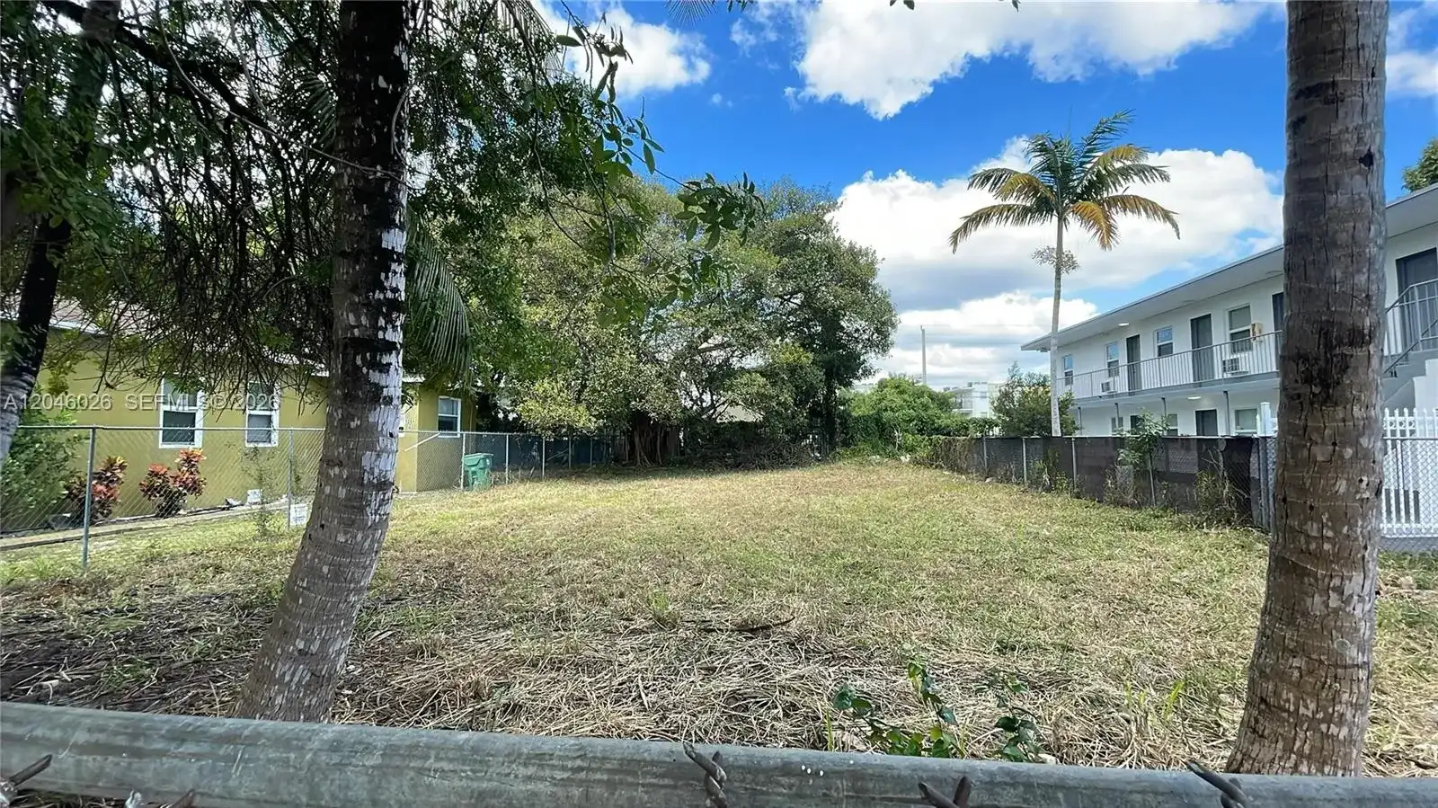 1255 NW 60 ST, Miami FL 33142