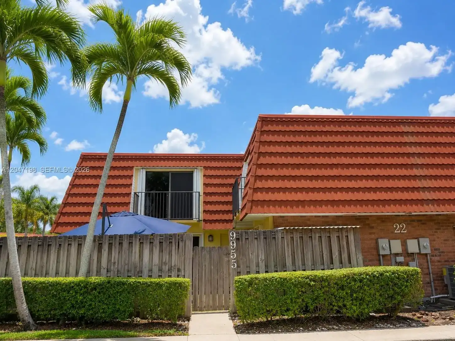 9955 NW 6th Ct, Plantation FL 33324