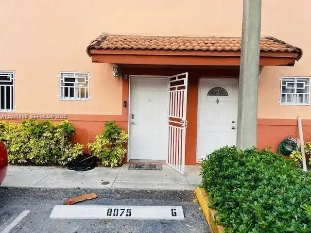 8075 NW 8th St # 6, Miami FL 33126