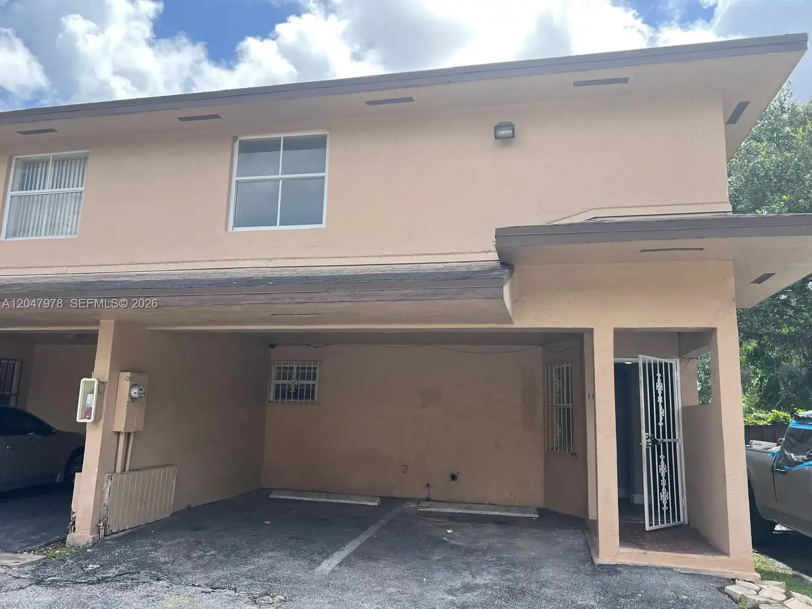 451 NE 136th St # 101, North Miami FL 33161