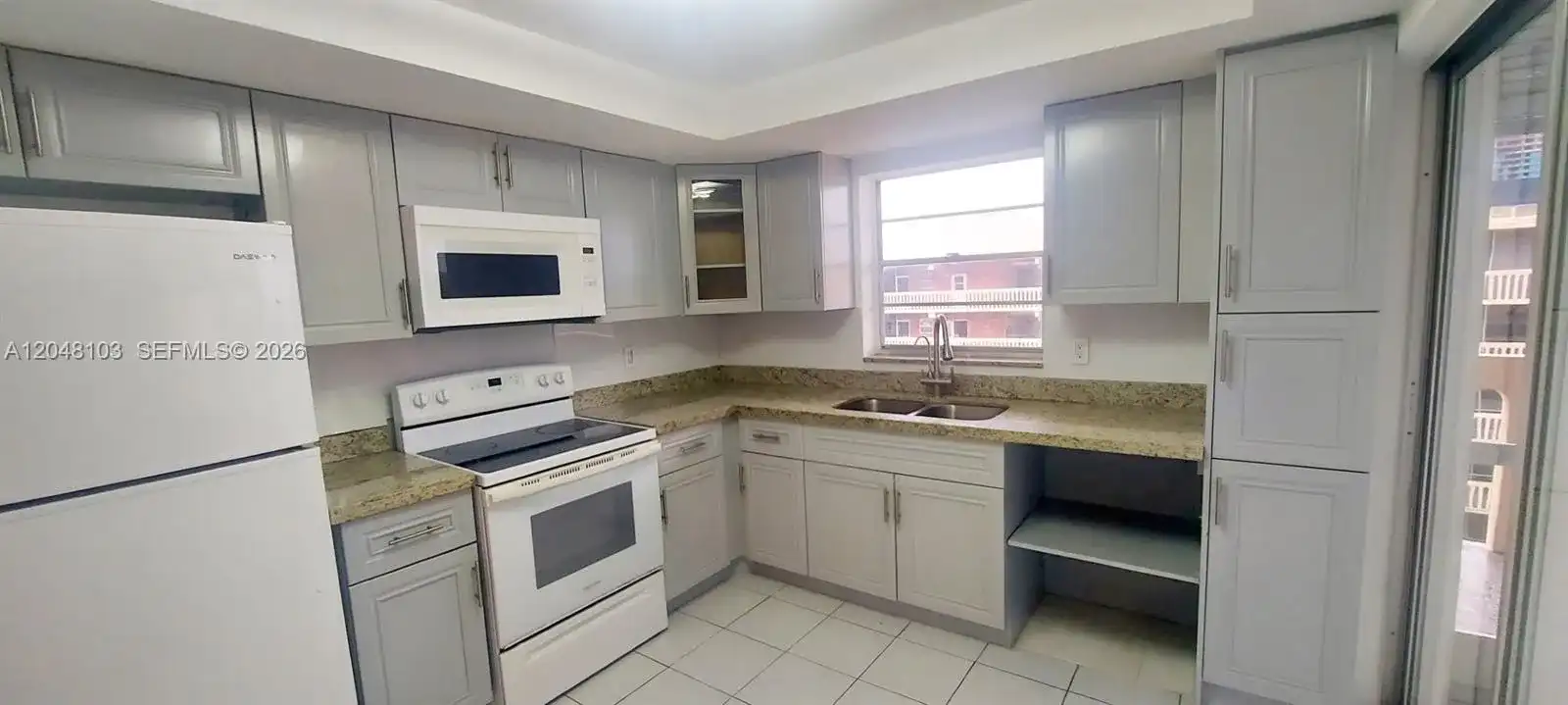 200 NE 12th Ave # 3E, Hallandale Beach FL 33009