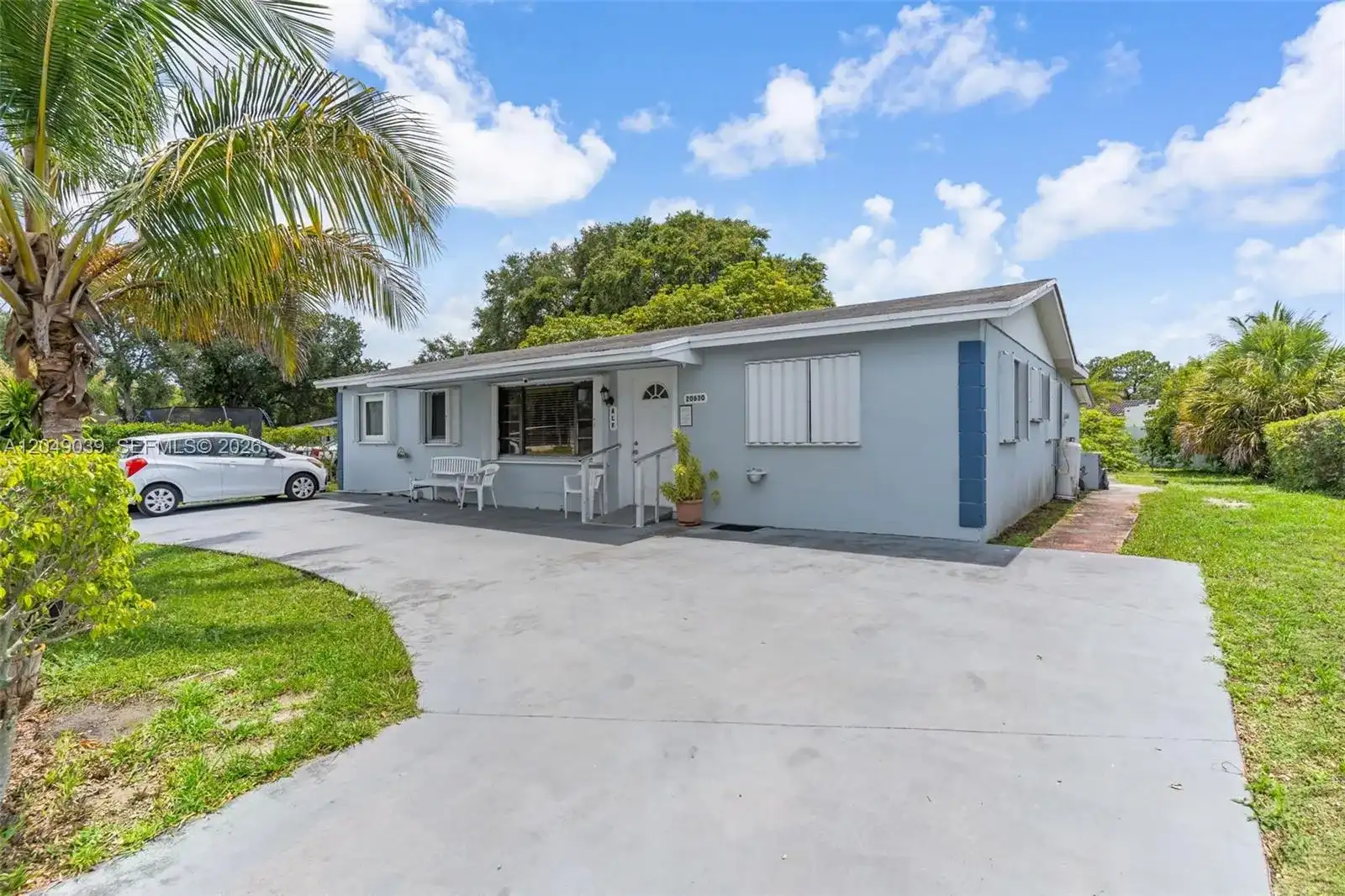 20630 NW 37th Ct, Miami Gardens FL 33055