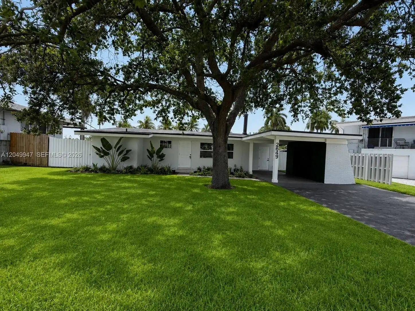 2649 Key Largo Ln, Fort Lauderdale FL 33312