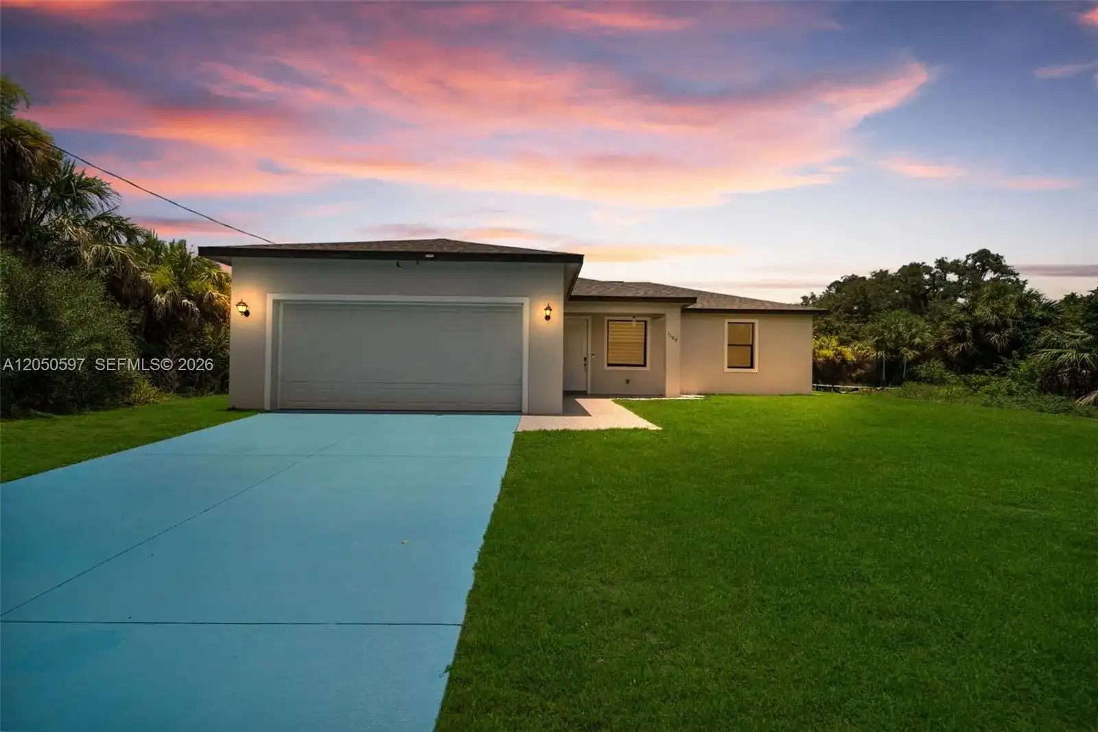 1109 N HILTON CIR, La Belle FL 33935