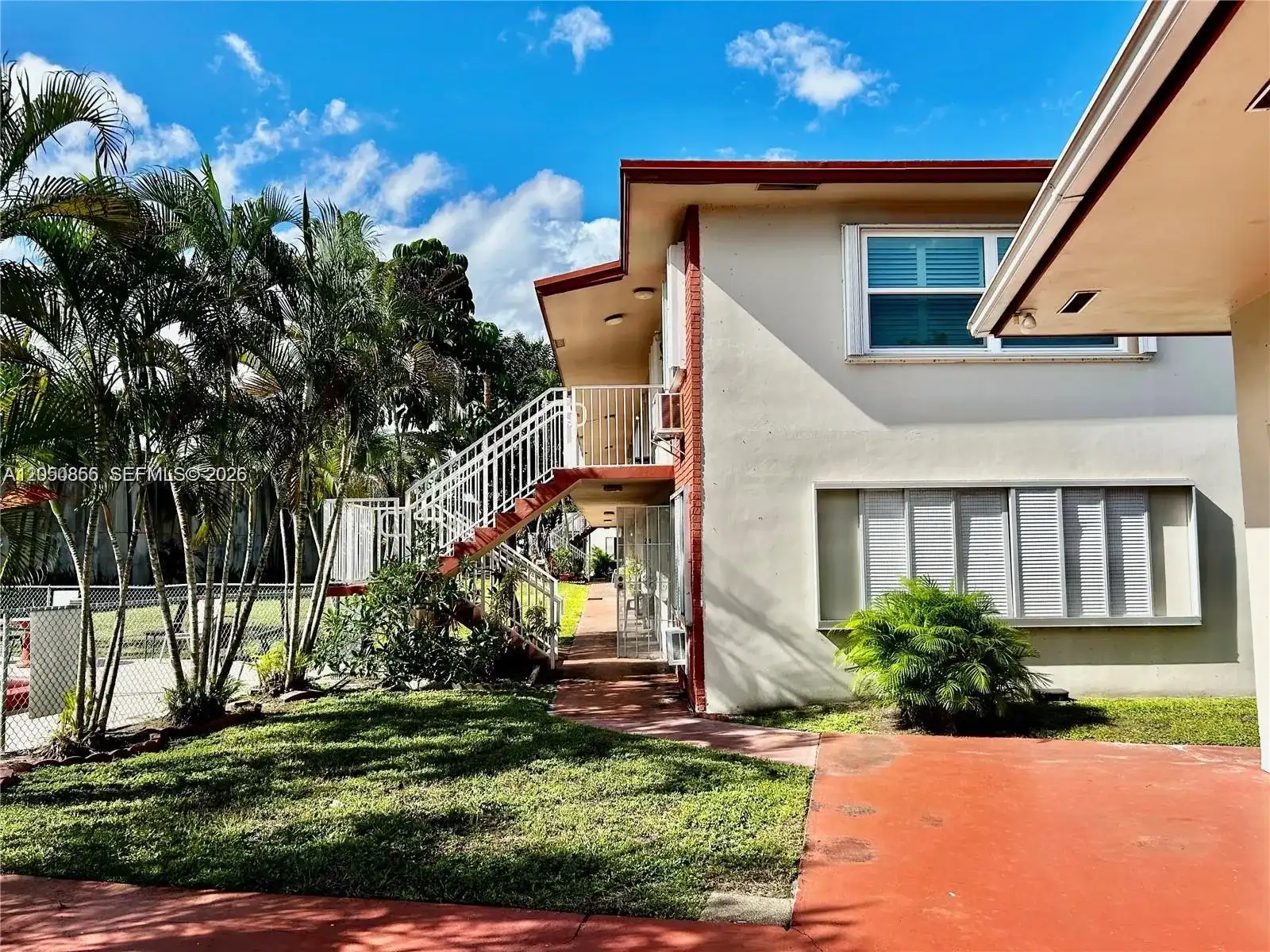 2918 Funston # 34B, Hollywood FL 33020