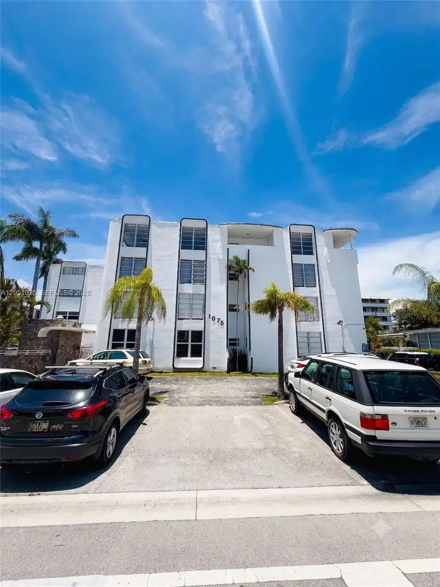 1075 93rd St # 401, Bay Harbor Islands FL 33154