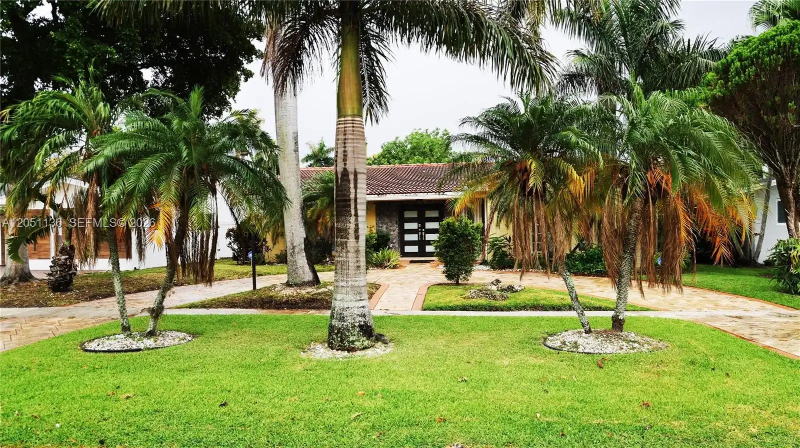 1406 Coolidge St, Hollywood FL 33020
