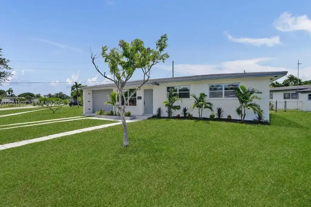19930 Christmas Rd, Cutler Bay FL 33157