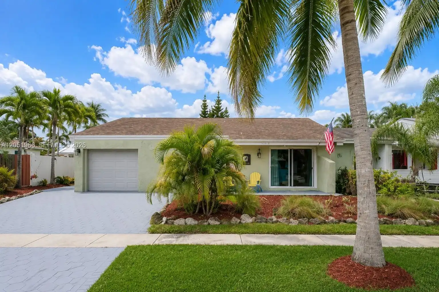 520 SW 167th Ter, Weston FL 33326
