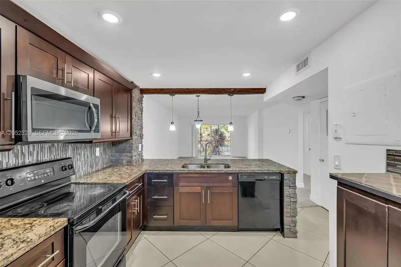 1100 NW 87th Ave # 307, Coral Springs FL 33071