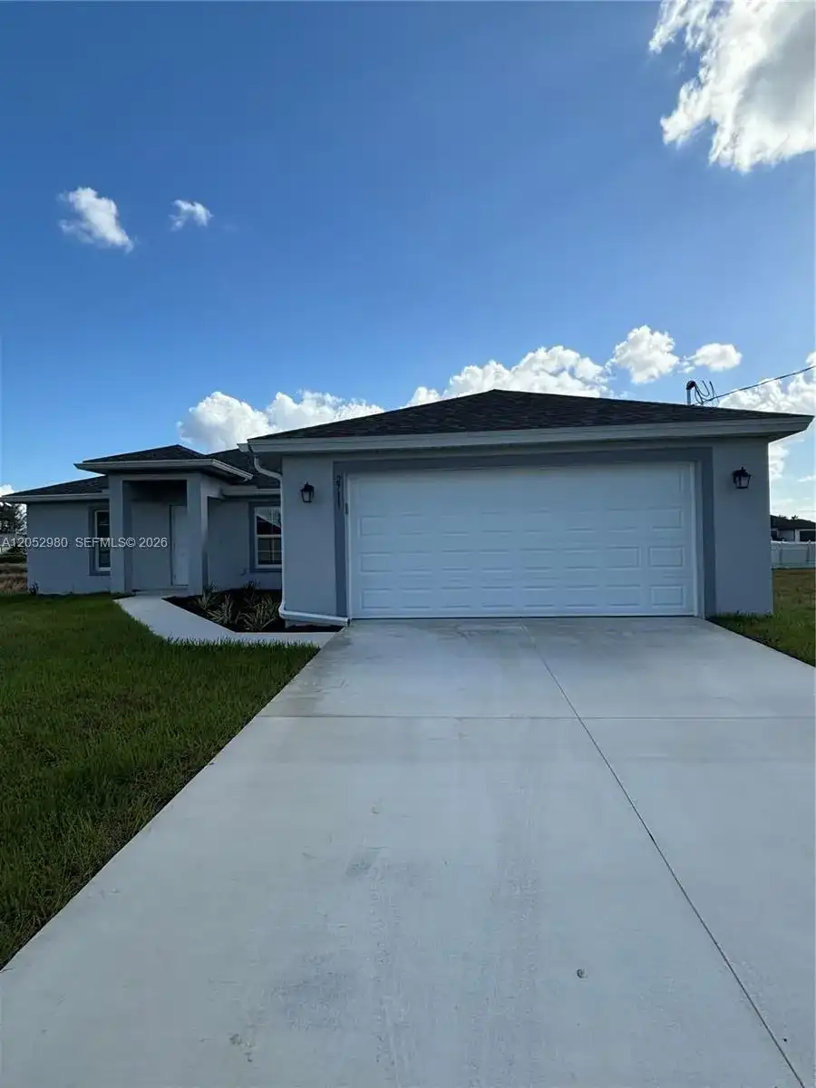 2711 20th street SW # 2711, Lehigh Acres FL 33976