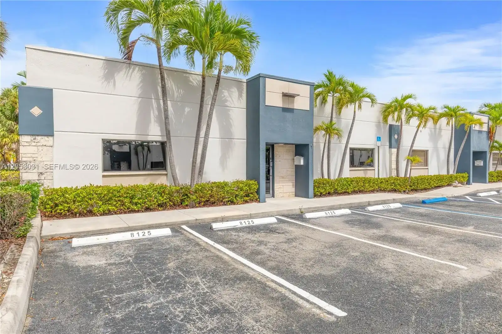 8125 NW 33rd St, Doral FL 33122