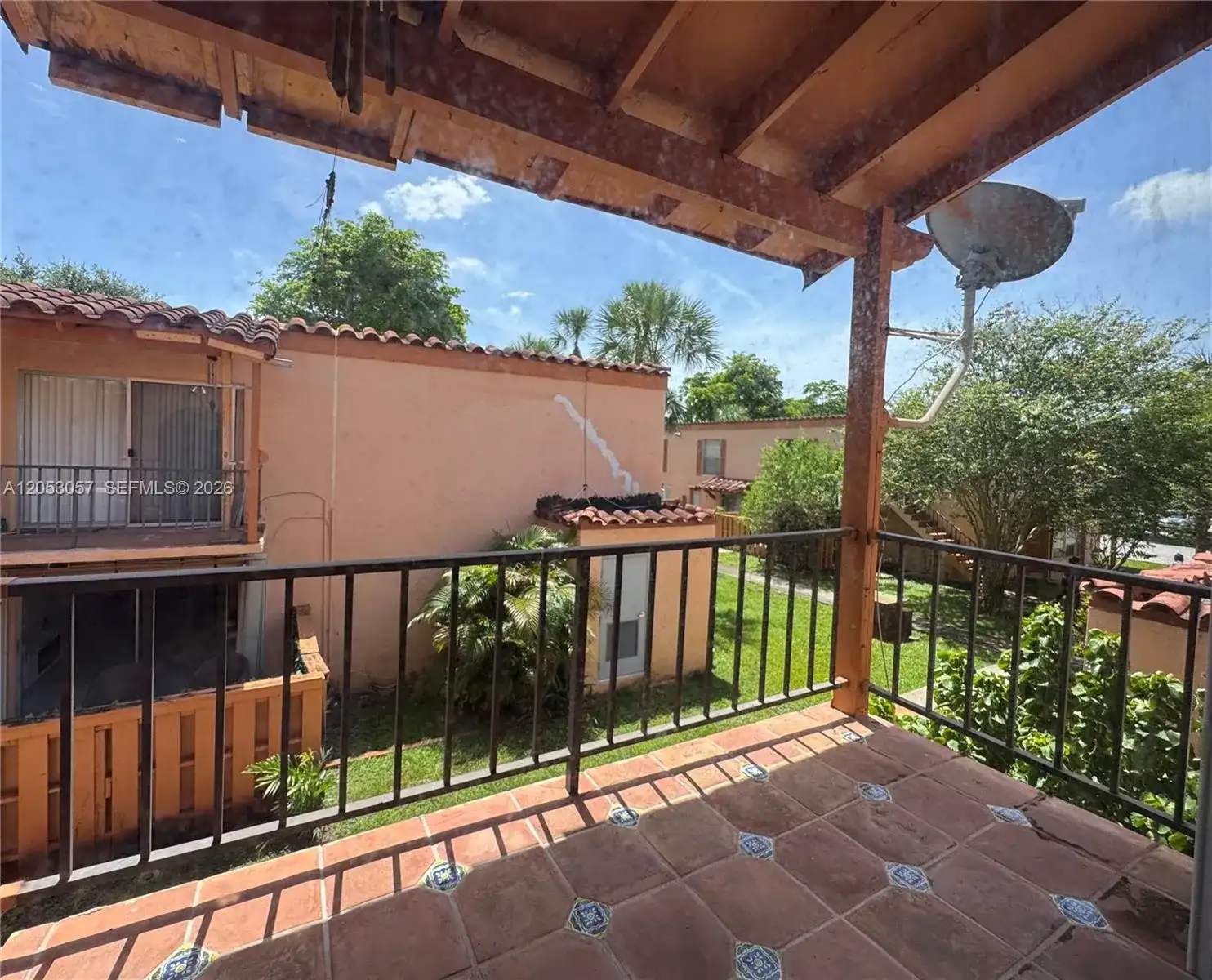 7208 Fairway Dr # I14, Miami Lakes FL 33014