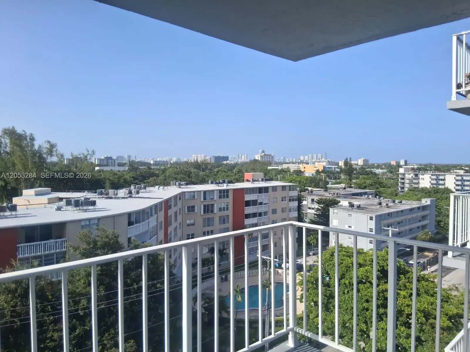 1470 NE 125th Ter # 812, North Miami FL 33161