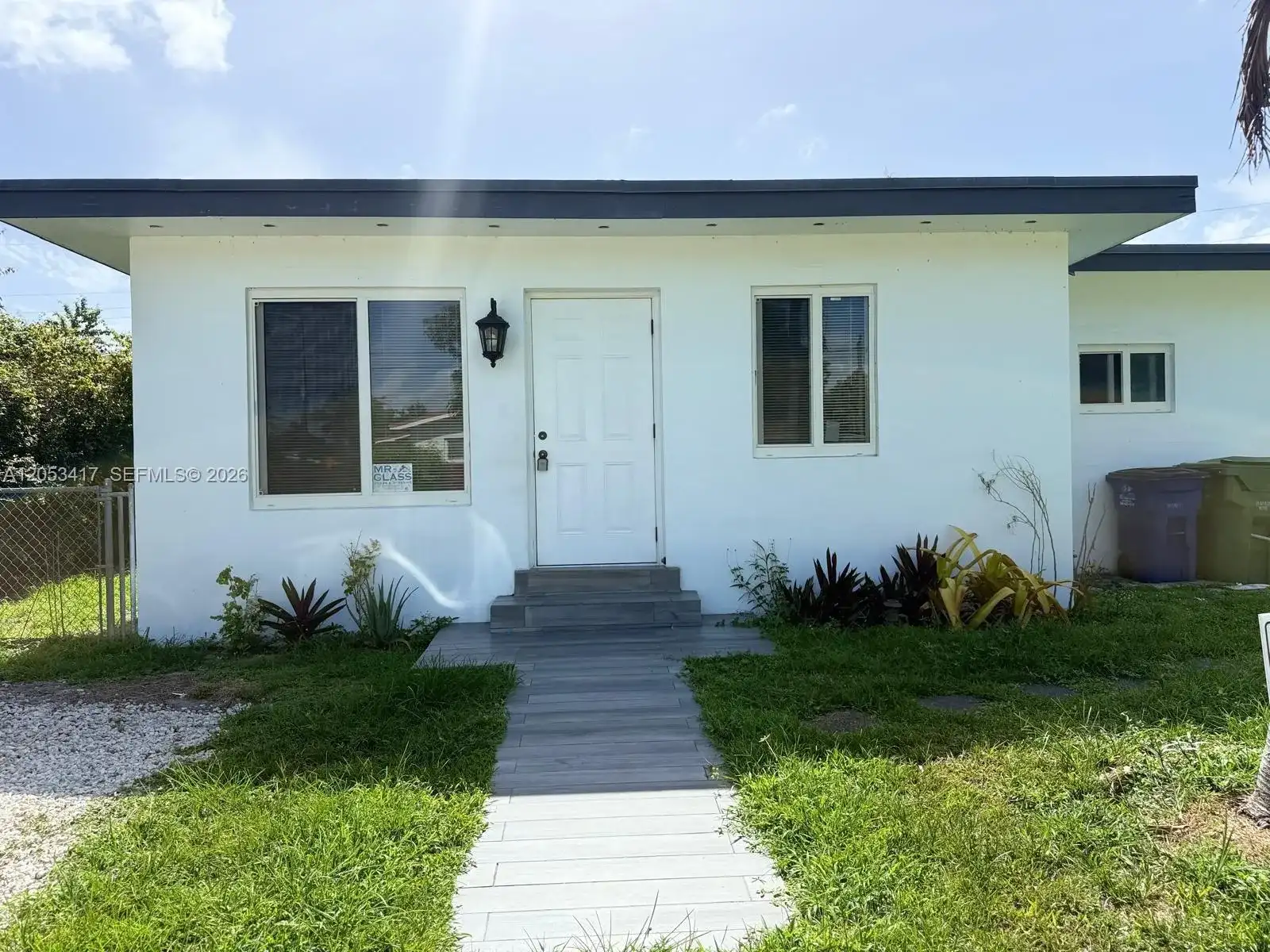 520 SW 5th St # 2, Hallandale Beach FL 33009