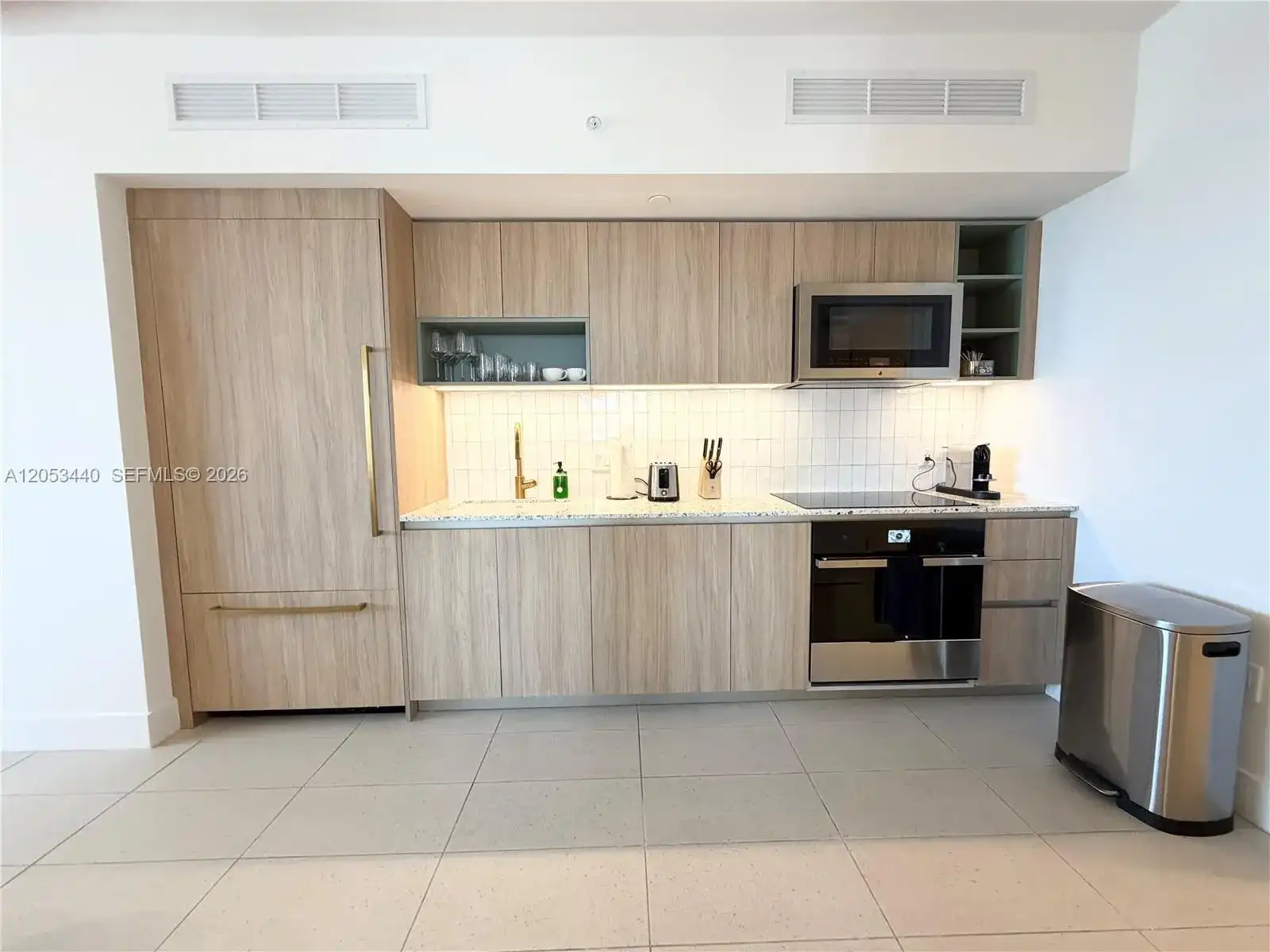 159 NE 6th St # 3215, Miami FL 33132