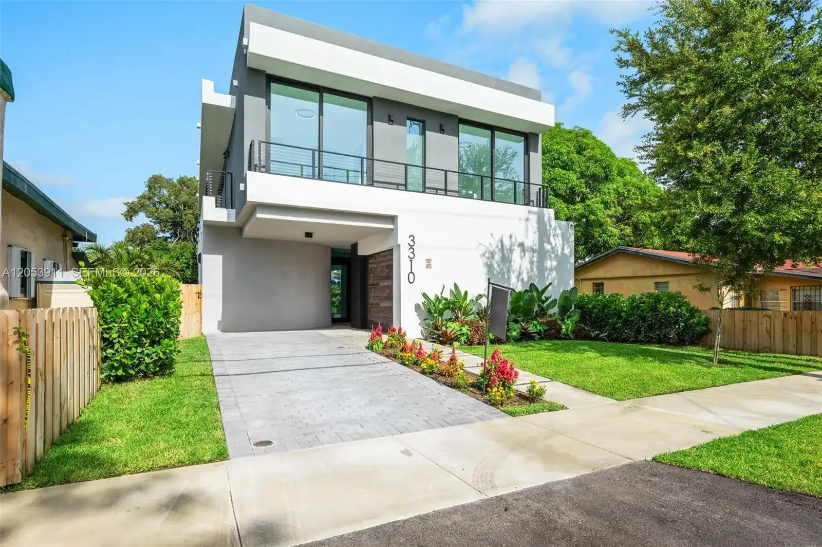 3310 Elizabeth St, Miami FL 33133