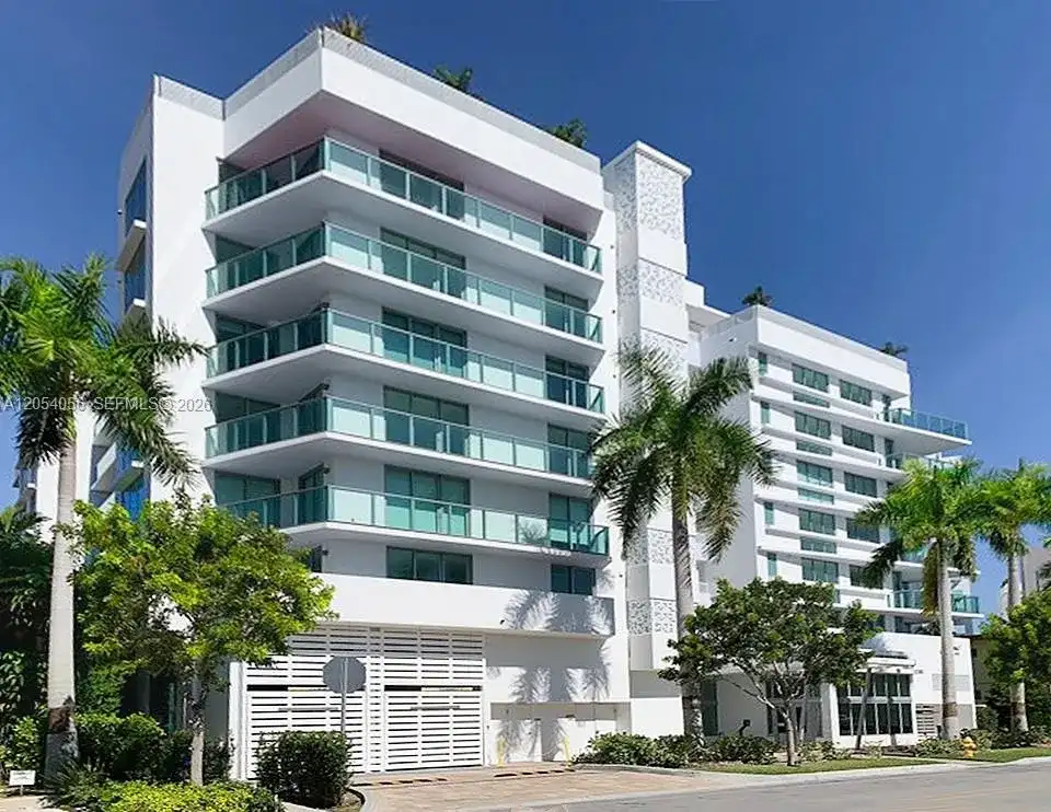 1133 102nd St # 303, Bay Harbor Islands FL 33154