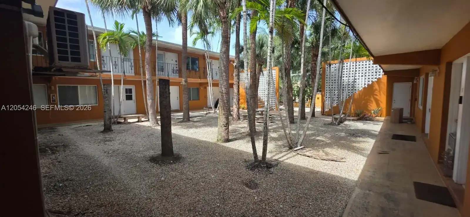 7901 SW 64th Ave # 4, South Miami FL 33143