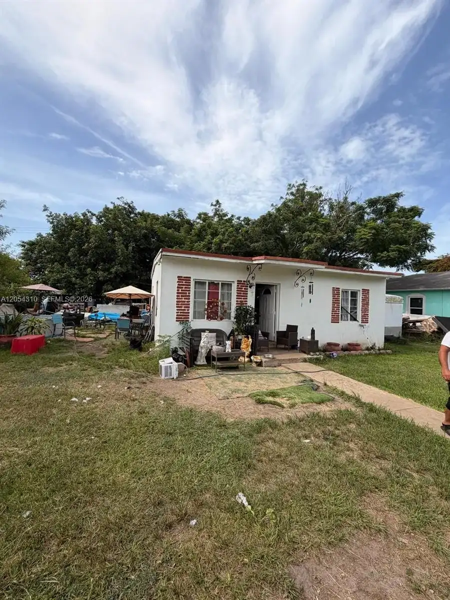 10351 SW 183rd St, Miami FL 33157