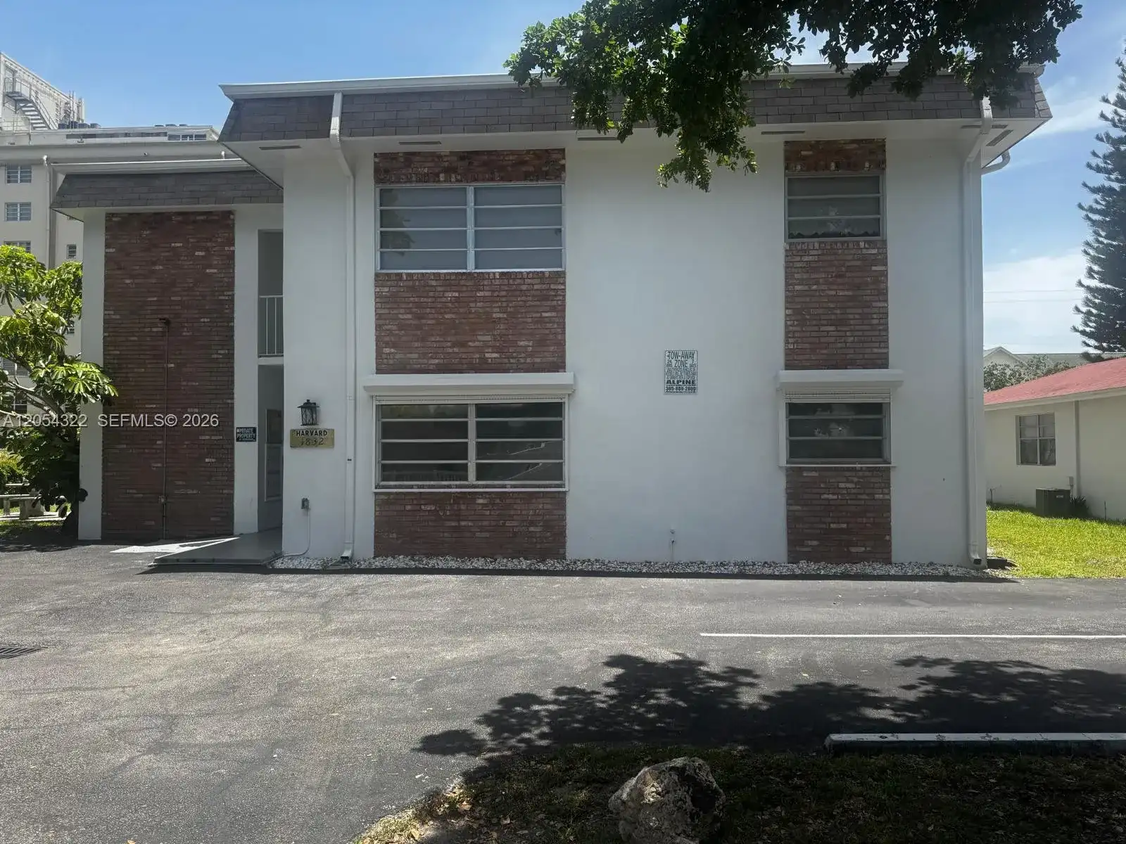 1832 Madison St # 102, Hollywood FL 33020