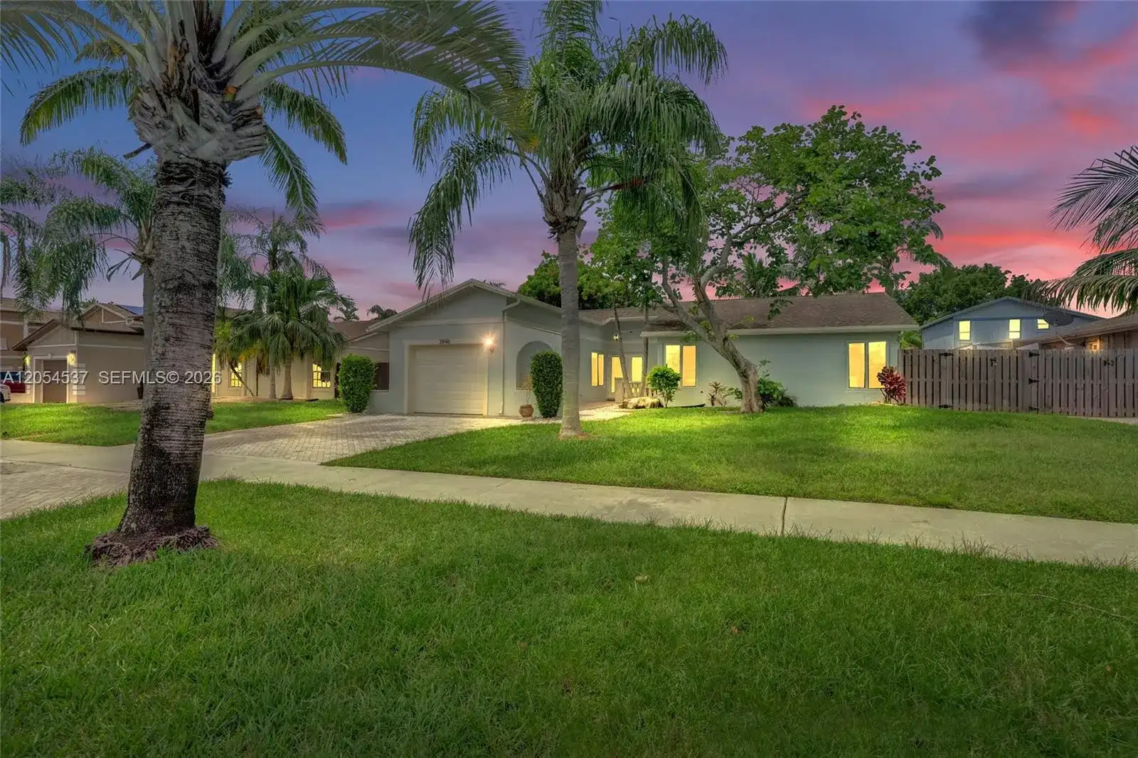 3946 NW 1st Dr, Deerfield Beach FL 33442