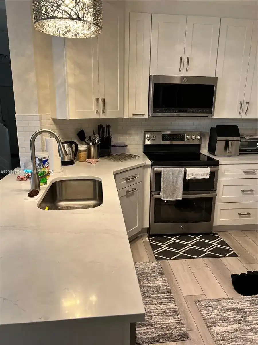 6010 Red Plum Ct # 477, Tamarac FL 33321