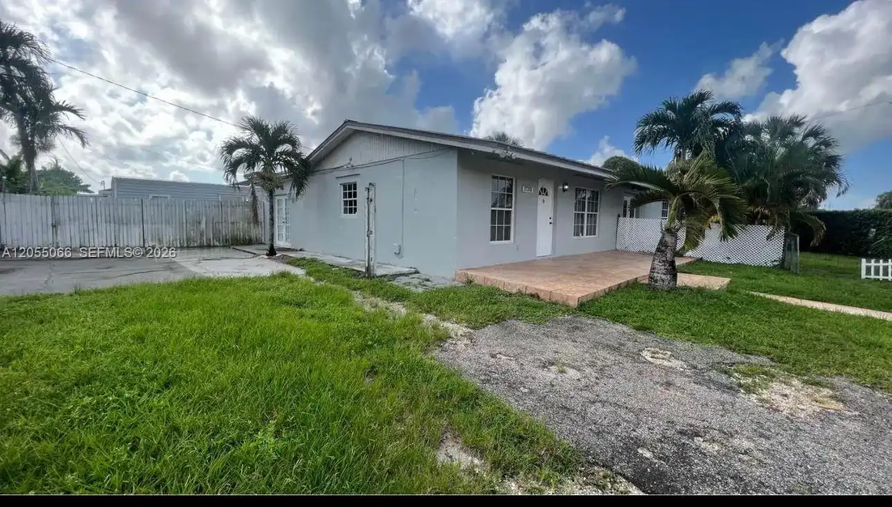 17201 NW 53rd Ave # 1, Miami Gardens FL 33055