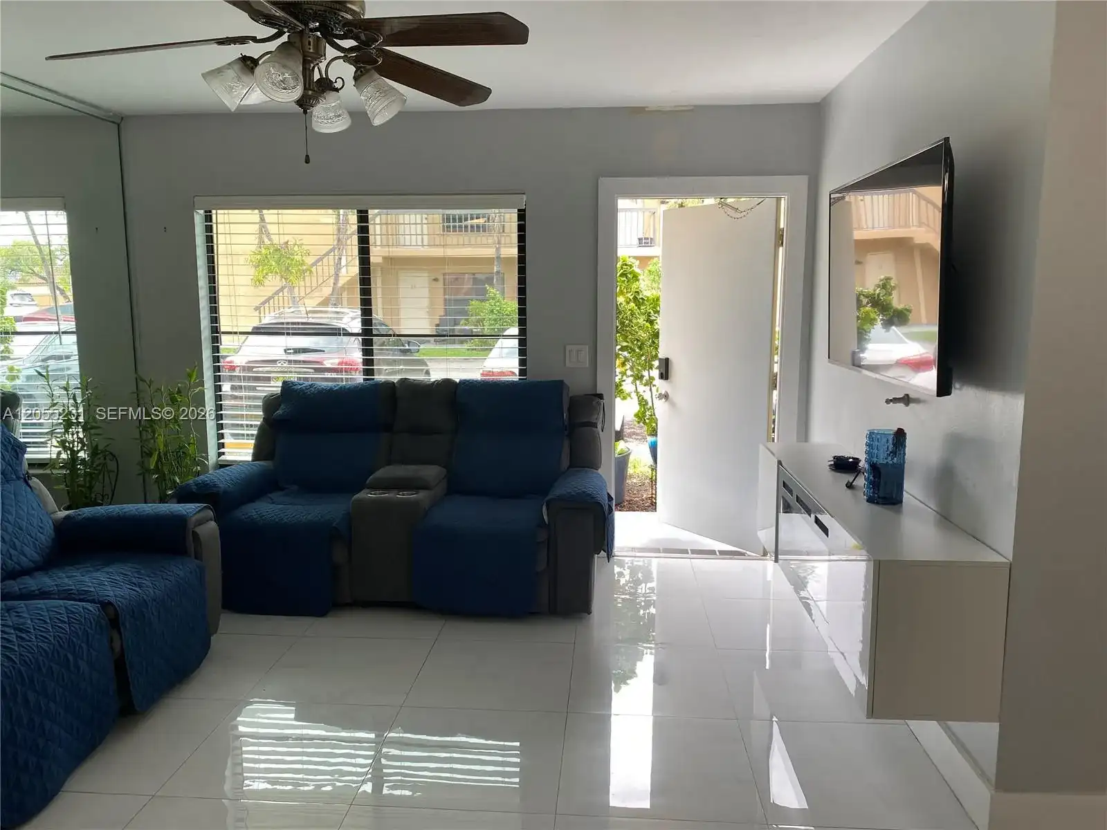 2570 W 67th Pl # 2, Hialeah FL 33016