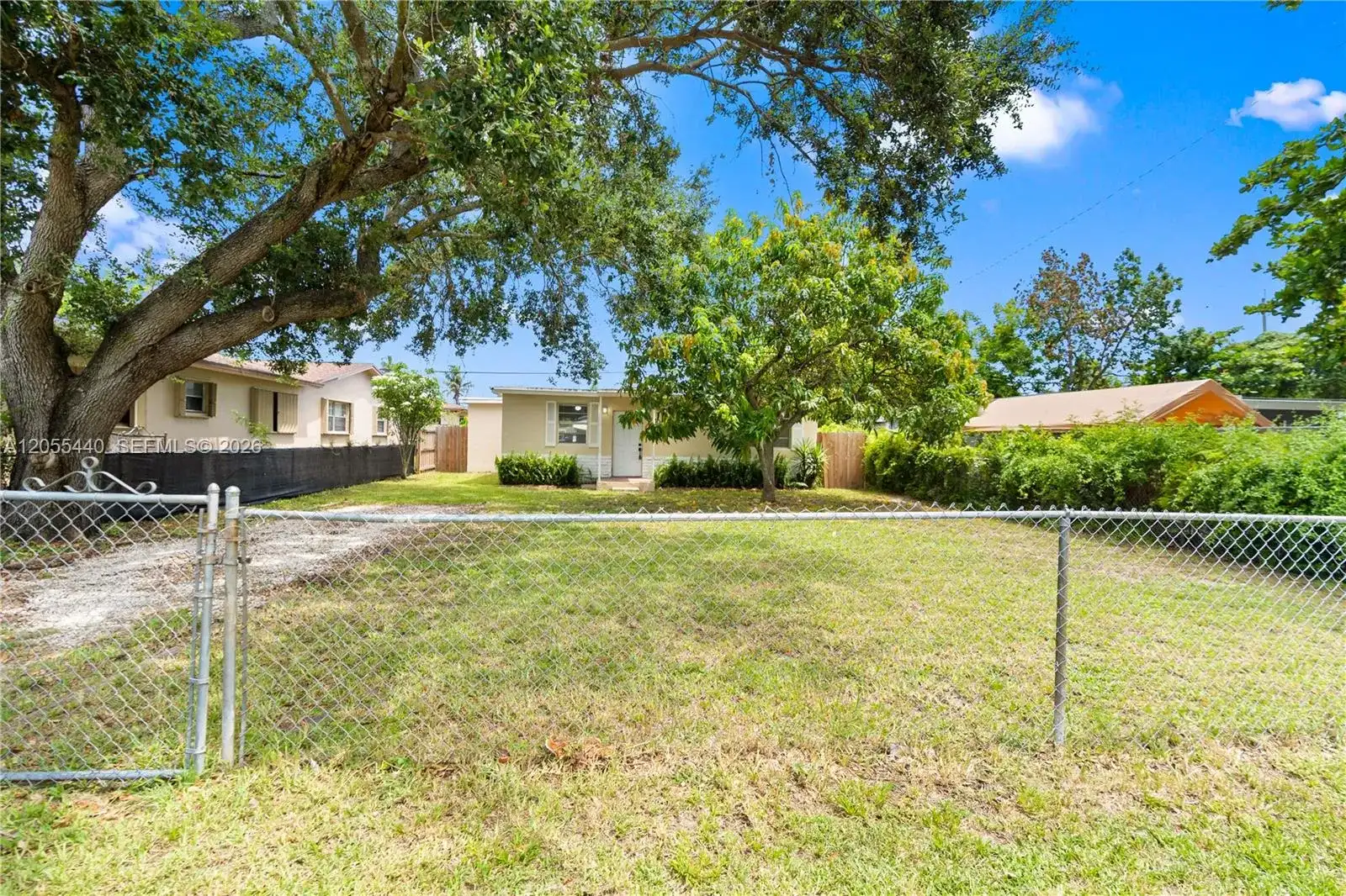 6109 SW 40th Ct, Miramar FL 33023