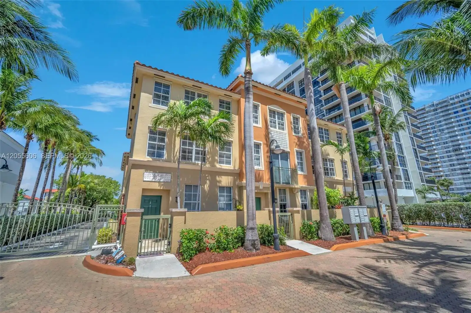 2065 S Ocean Dr, Hallandale Beach FL 33009