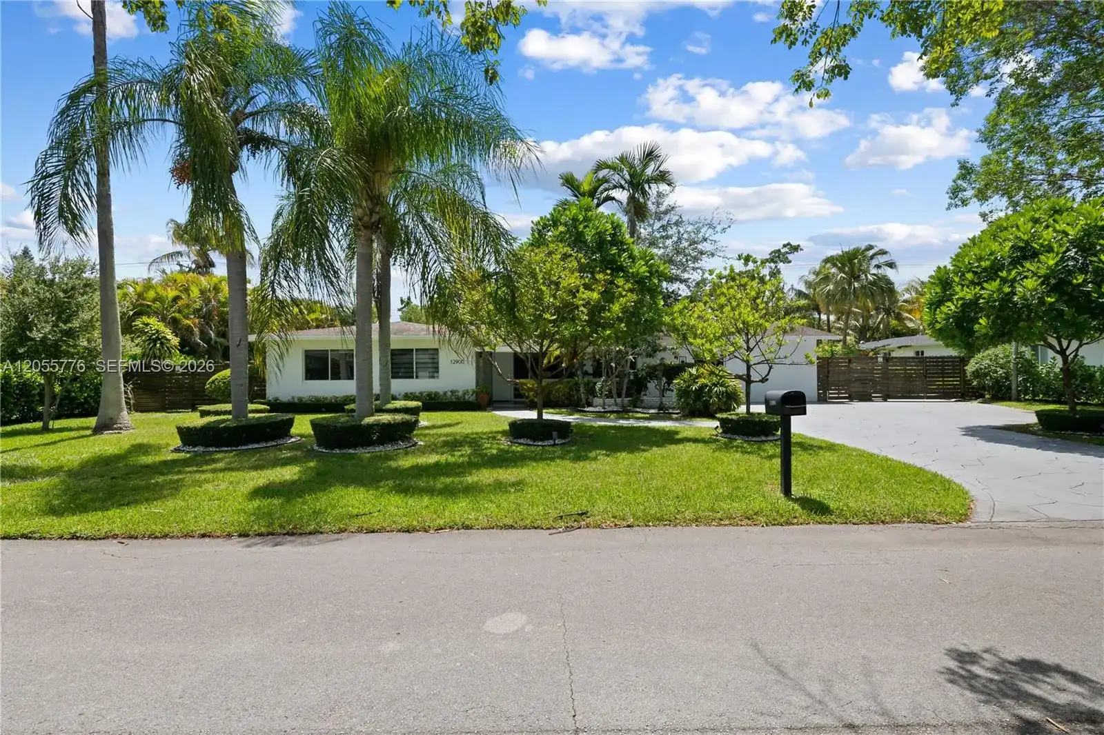 12900 SW 82nd Pl, Pinecrest FL 33156