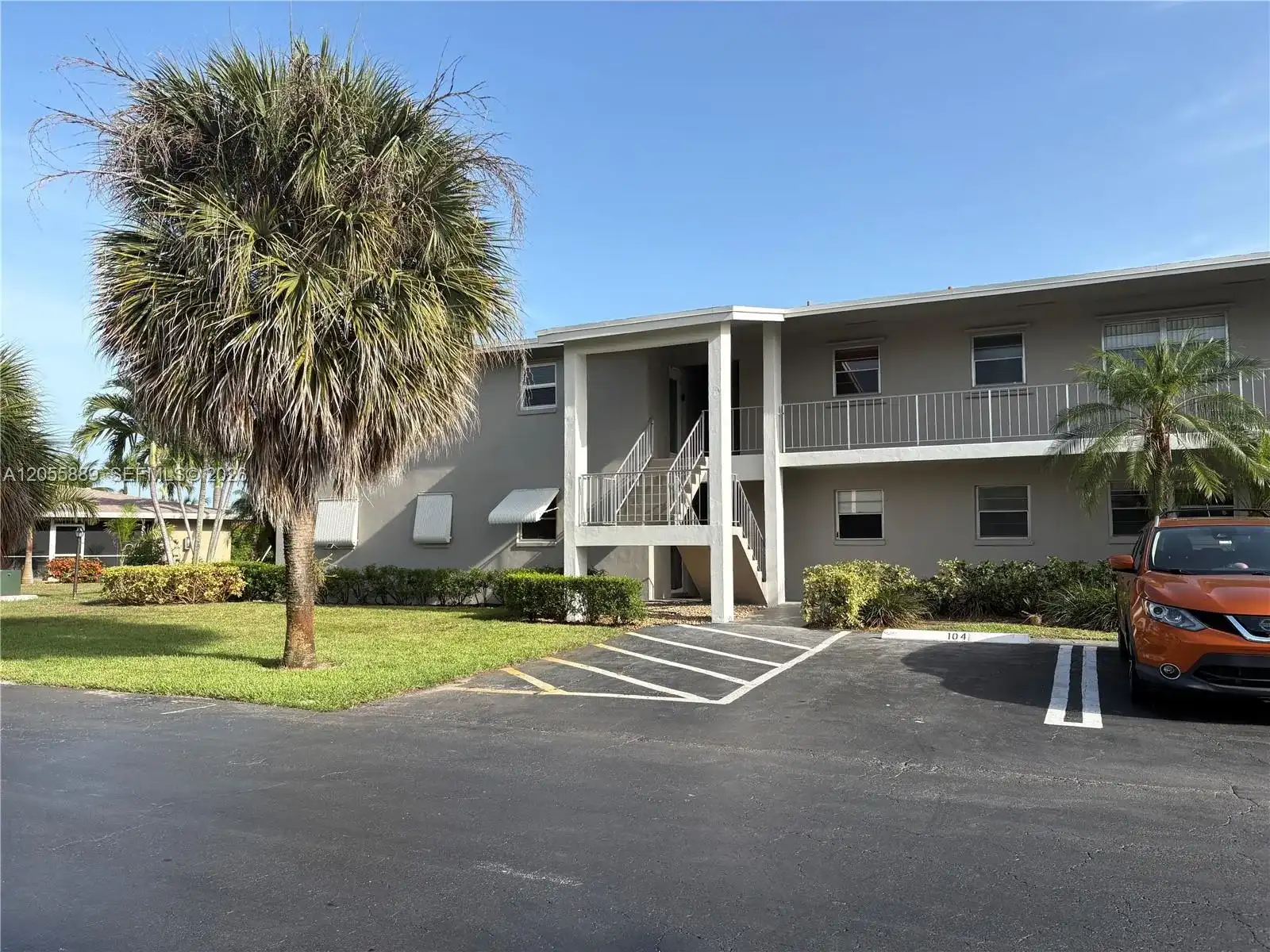 306 S Circle Dr S # 203, Boynton Beach FL 33435
