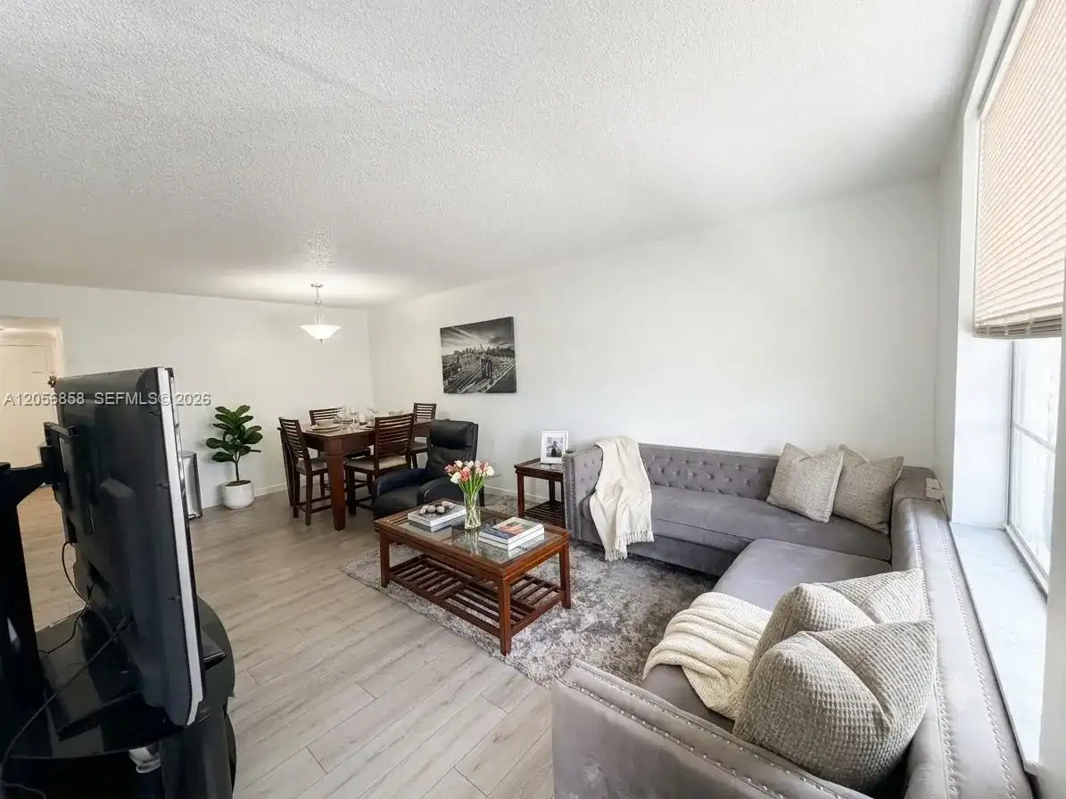 5775 W 20th Ave # 308, Hialeah FL 33012