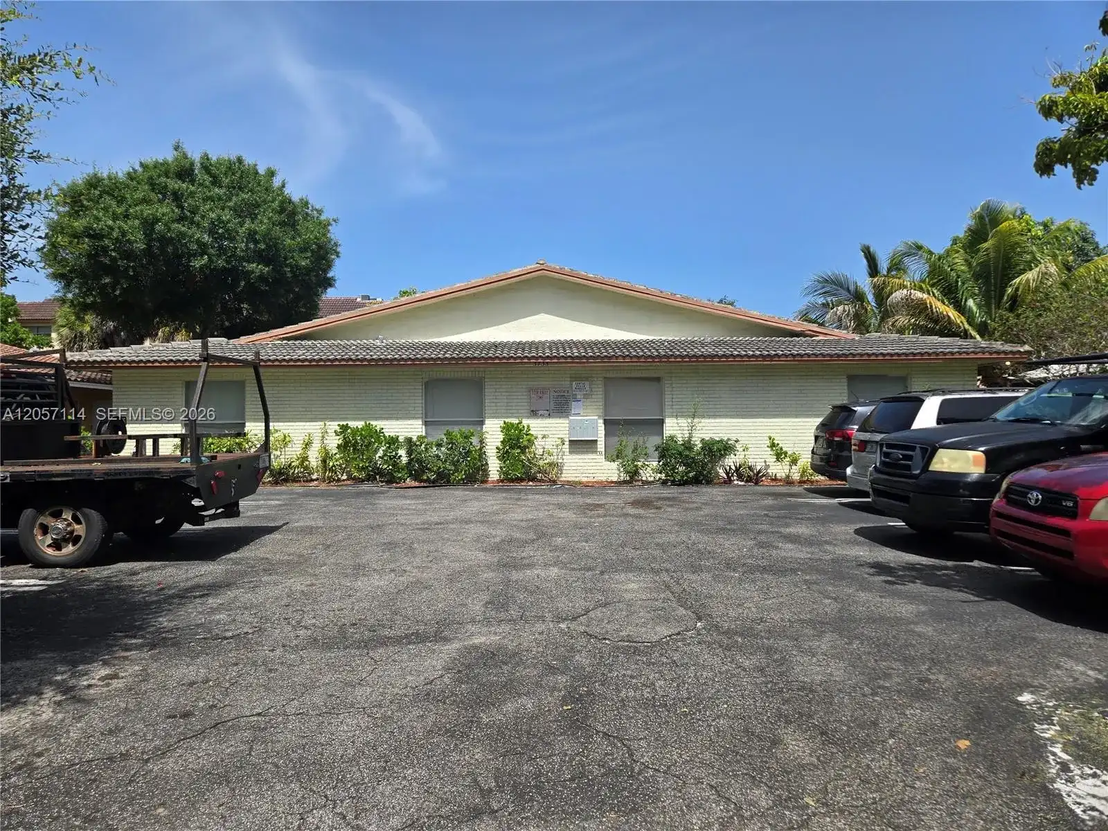 3735 NW 116th Ter, Coral Springs FL 33065