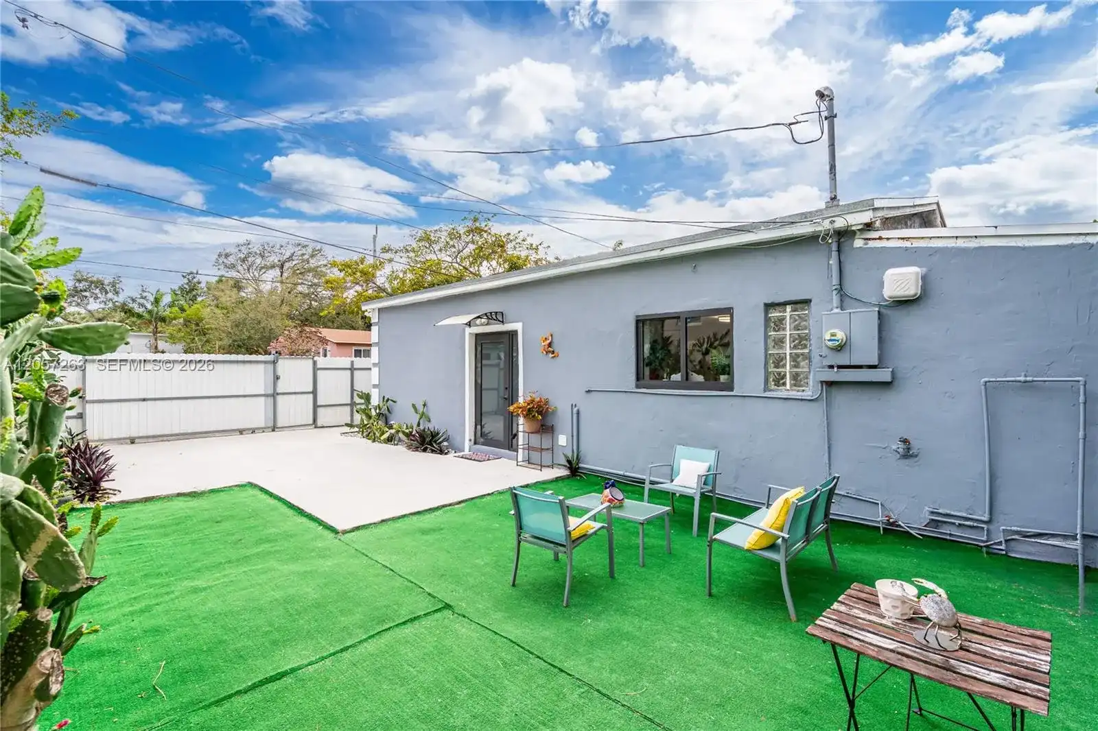 519 nw 52 st # 0, Miami FL 33127
