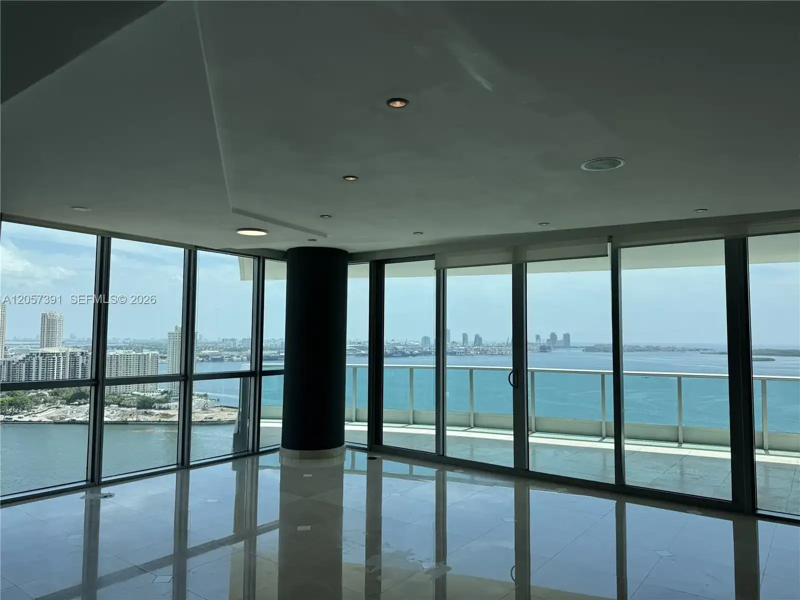 1331 Brickell Bay Dr # 2801, Miami FL 33131