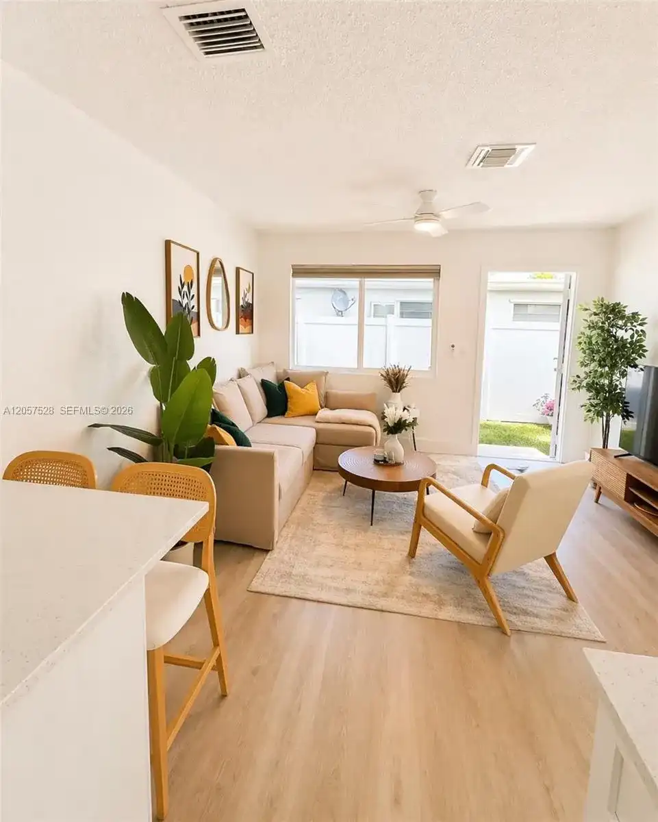 5712 Mayo St # 2, Hollywood FL 33023