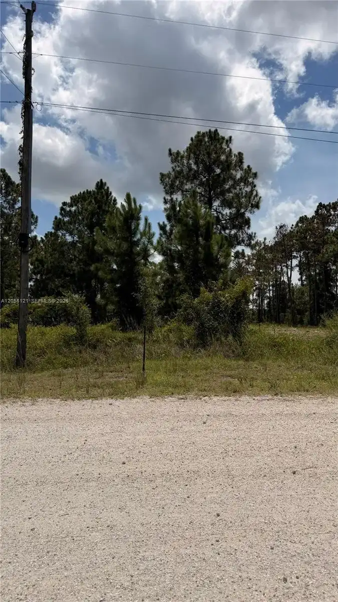 215 N Kennel St, Clewiston FL 33440