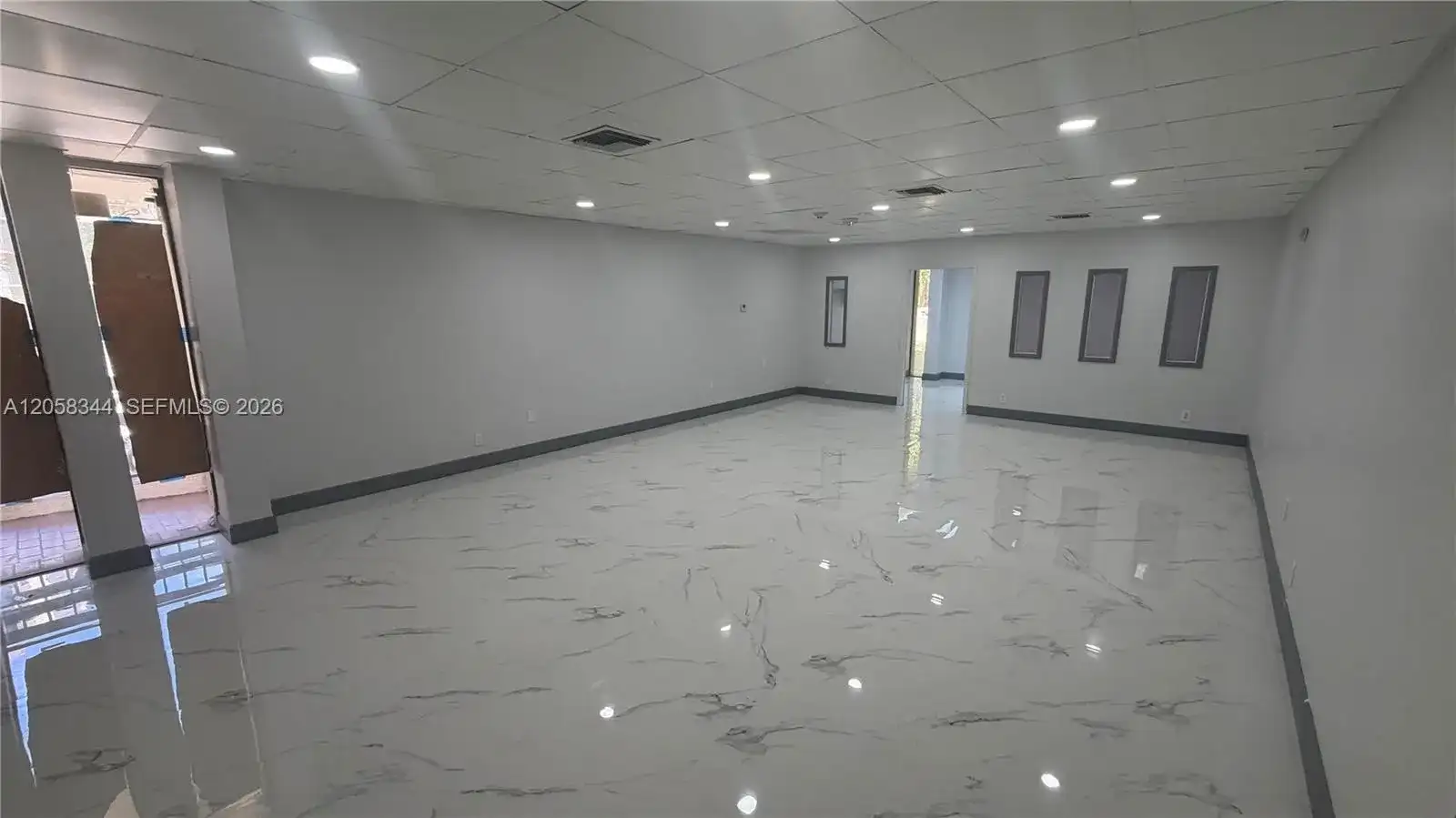 17001 N BAY RD, Sunny Isles Beach FL 33160