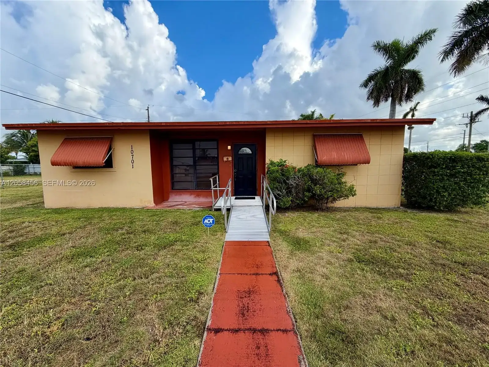 10701 SW 149th St, Miami FL 33176