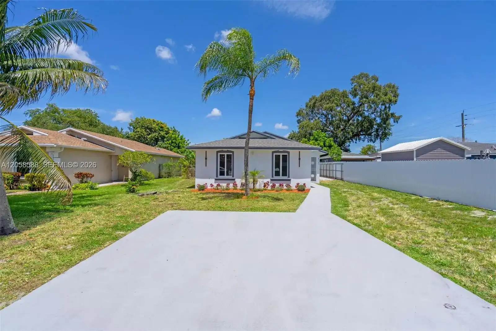 19131 NW 33rd Ct, Miami Gardens FL 33056