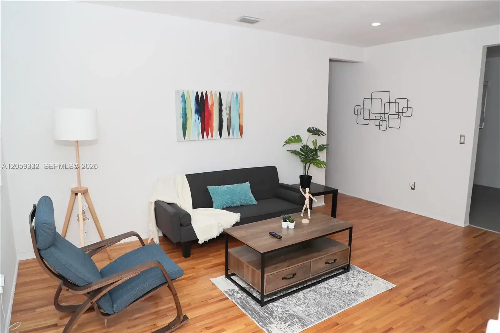 215 Antilla Ave # 4, Coral Gables FL 33134