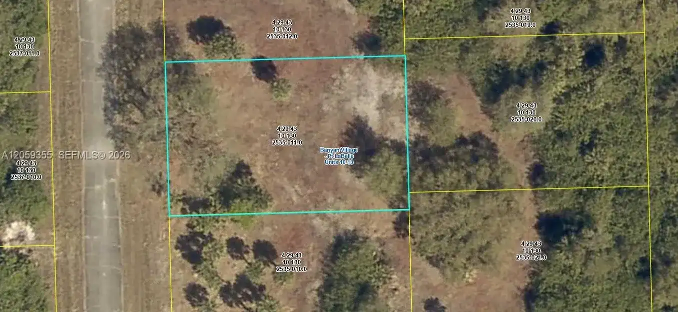 621 Trumpet Dr, La Belle FL 33935